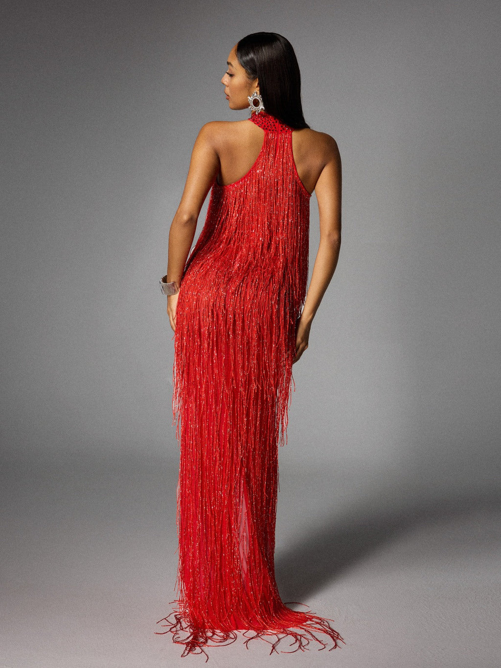Elvrik Maxi Vestido Rojo con Corte Halter y Flecos