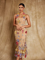 Vestido Midi con Bordado Floral Kohen y Cuello Halter