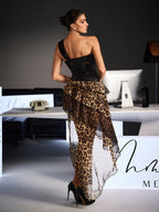 Maxi Vestido de Leopardo con Encaje de Un Hombro Raelira